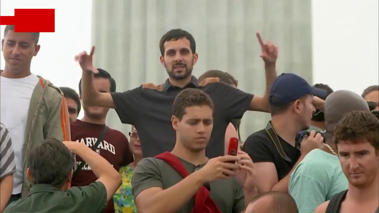 Flying in The Air Dynamo Magician Impossible- Top 10 (14)