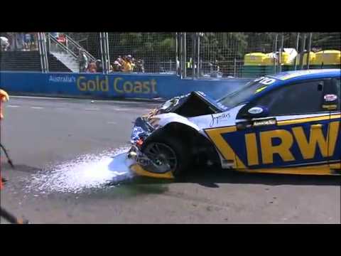 ARMOR ALL Gold Coast 600 2012 - Start Line Crash