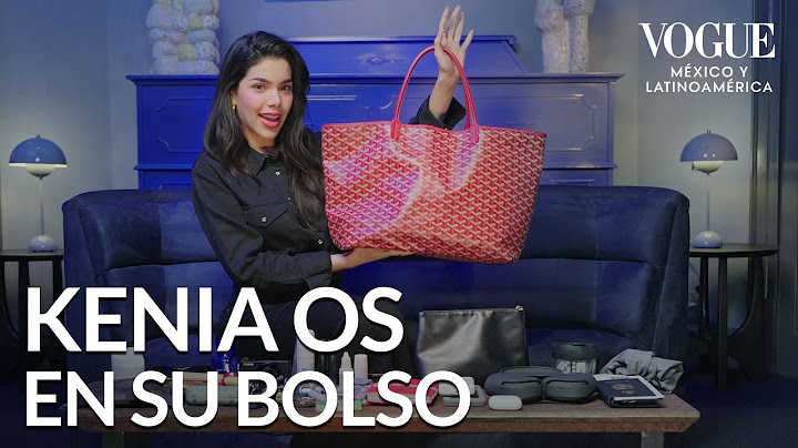 Kenia Os muestra TODO lo que trae en su bolso | En el bolso | Vogue México y Latinoamérica