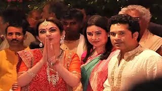 Ambanis Grand Ganesh Chathurthi 2017 Party with Bollywood celebs