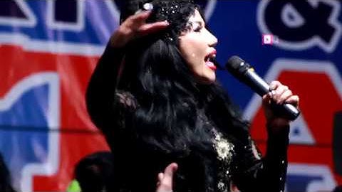 DUA KURSI.  RITA SUGIARTO ft.  MONATA