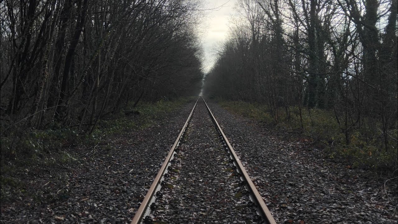 Abandoned building exploration (part 1)