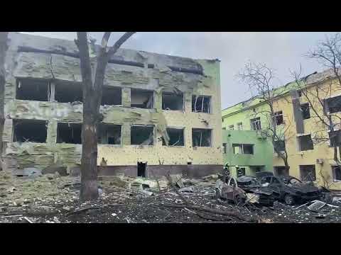 Разбомбили детскую больницу и роддом в Мариуполе