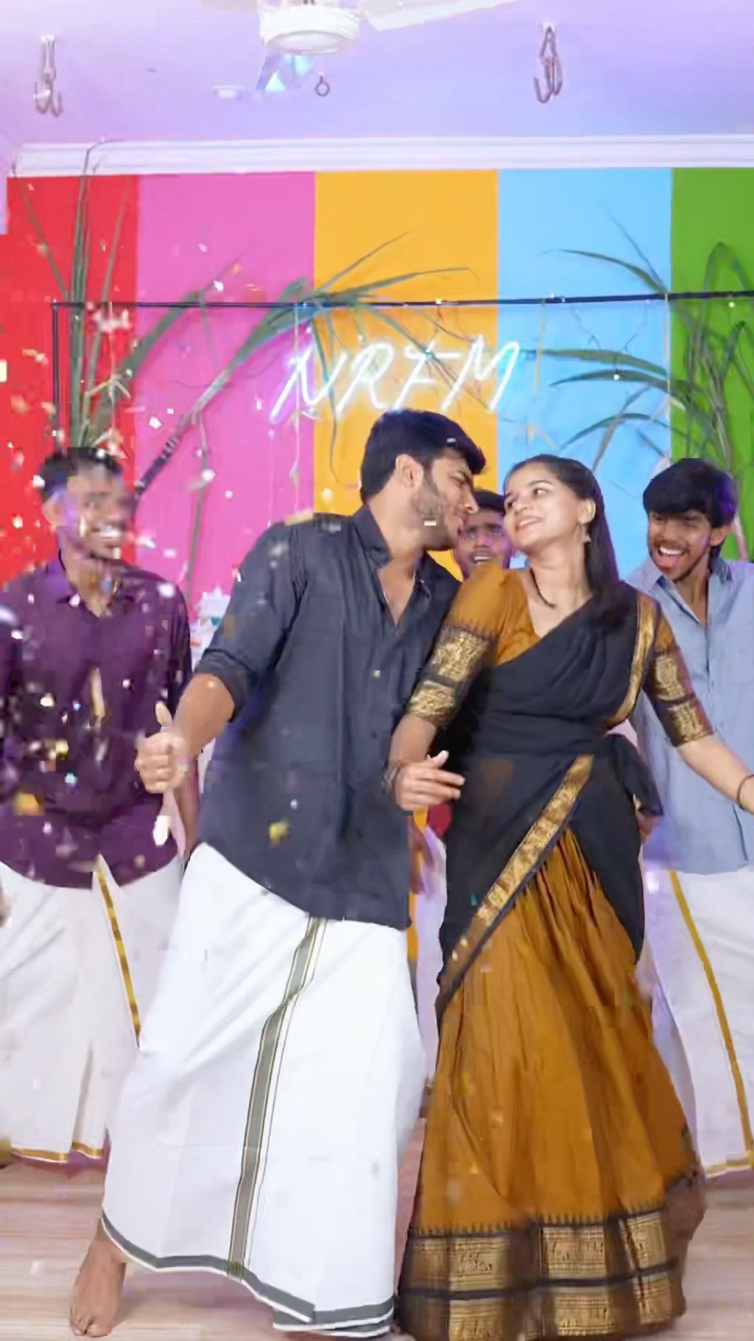 Pongal vibe❤️#shorts #trendingshorts #trendingvideo #viral #pongal2025 #shortsfeed #dancemoves