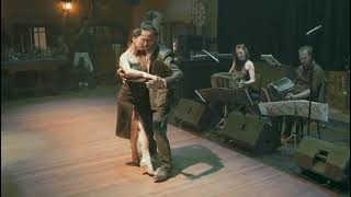 Virginia Cutillo & Juan Cantone dance to Volver live by 2 bandoneons