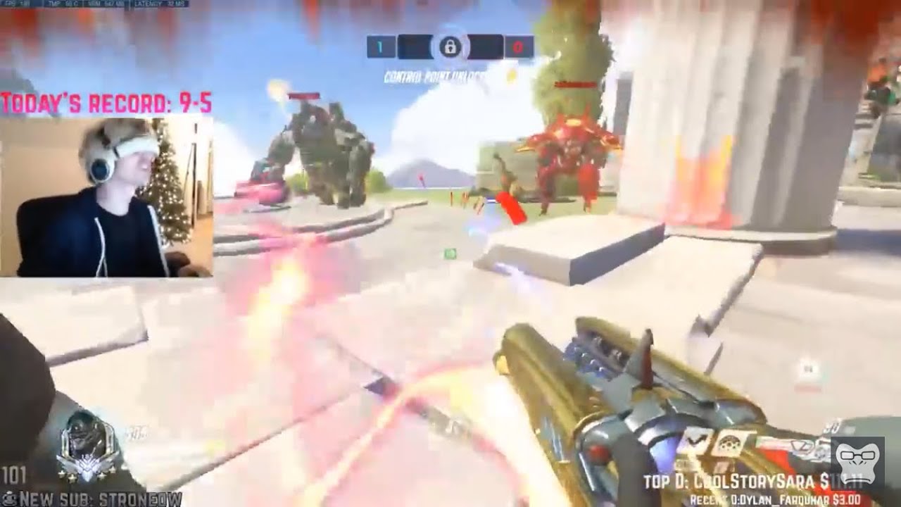 Overwatch xQc gets hyped up to the music