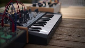 Basic Setup with Dreadbox Erebus and Hades and Arturias MicroBrute  (Riamiwo StudioVlog 2)