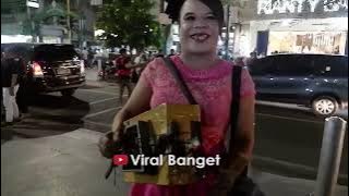 Viral !! Pengamen Jogja 'GOKIL ABIZZ* WIK WIK AMBYAR