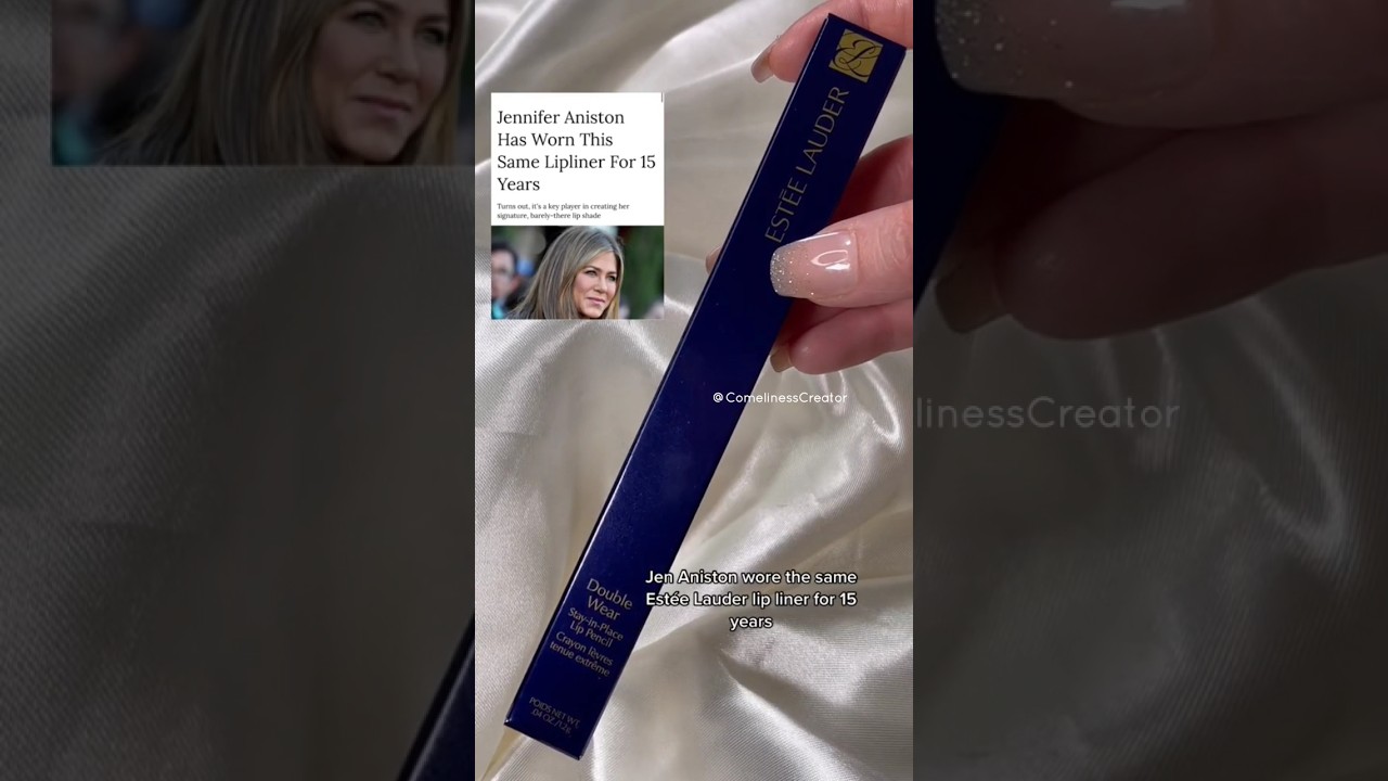 Jennifer Aniston Has Worn This Same Lip Liner For 15 Years! 😱