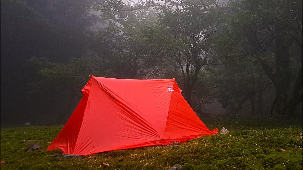 ヘリテイジ スーパーツェルトS インナーポールと2本ポール付き 登山用品 ヘリテイジ ツェルト スーパーツェルト