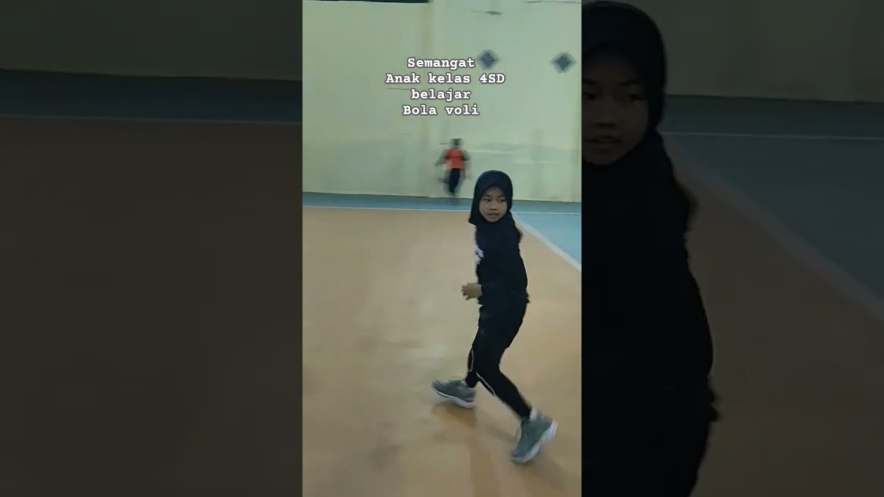 semangat anak kelas 4 SD belajar bola voli!! ggs volleyball club garut 