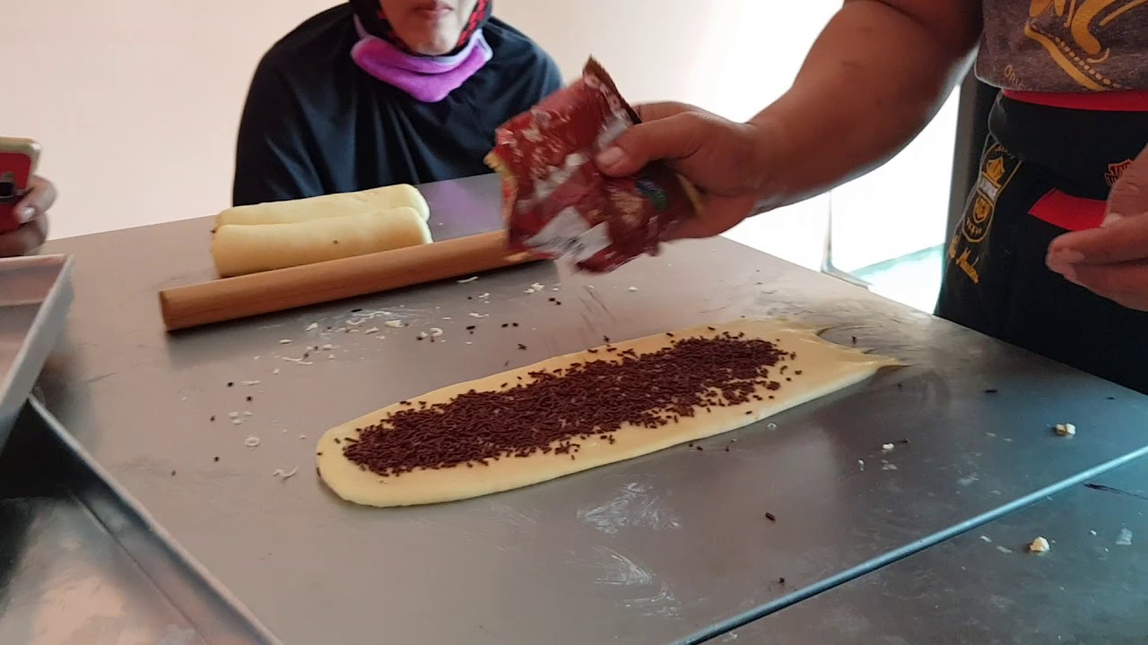 Cara membuat roti kepang