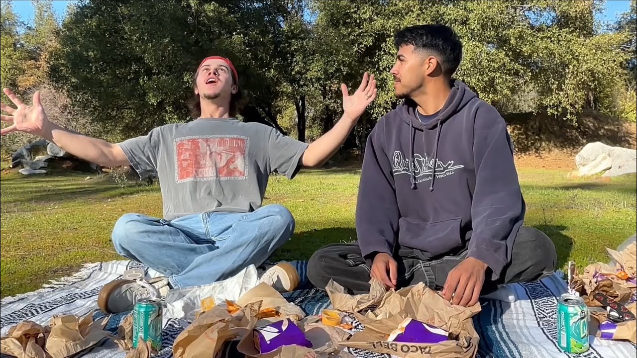 Christmas Miracle or Christmas Nightmare??!! (Mexican Mukbang special)