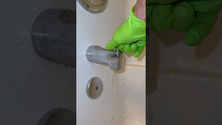 How To Replace an ANNOYING Tub Spout #plumbing #plumber #bathroom #bathtub #tubspout