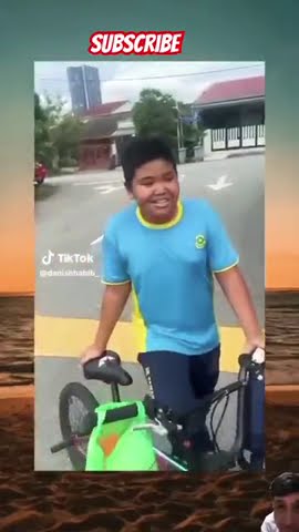 Kayak kenal suaranya 🤣🤣