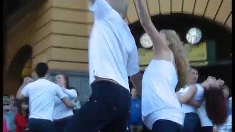 Zouk Flashmob 2014 Melbourne - International Day of Peace