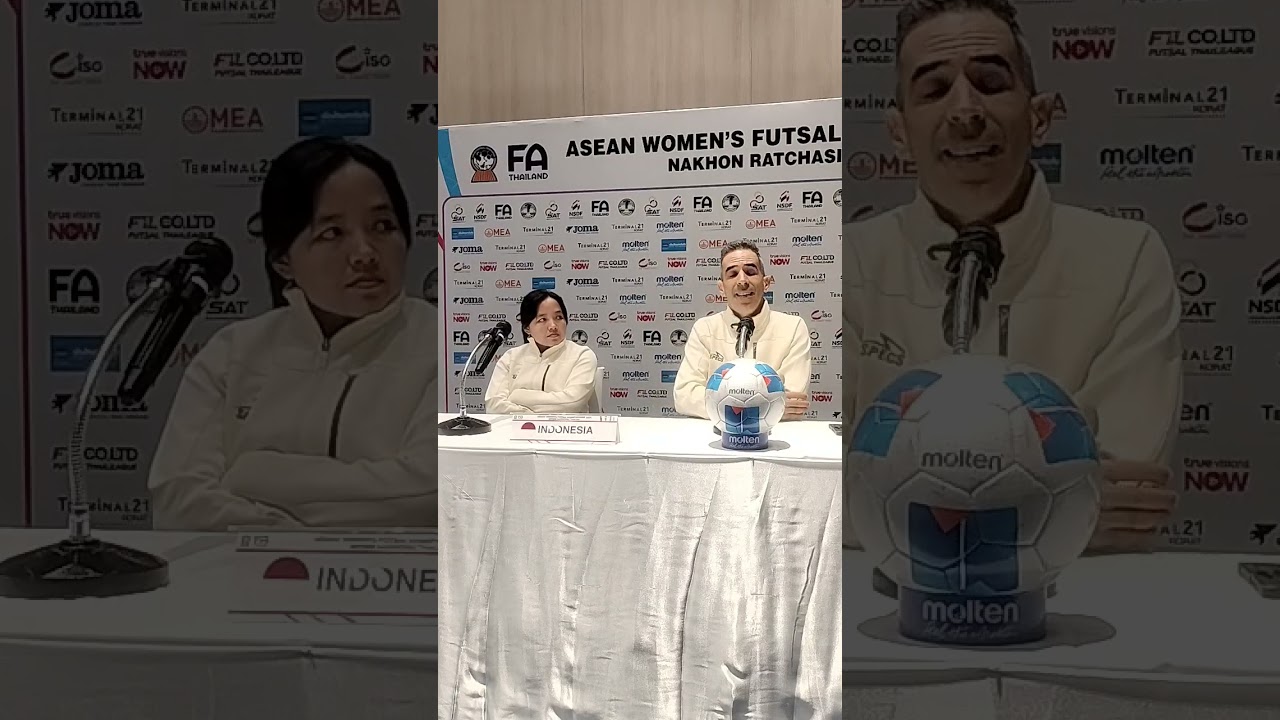 Пресс-конференция тренера и игрока женской сборной Индонезии по футзалу среди женщин, чемпионат А...