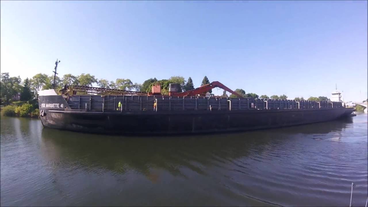 Tug boat Undaunted and Barge Pere Marquette 41 departing Manistee, MI 8