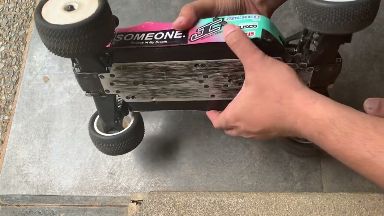 Test RC buggy HB D413 upgraded version