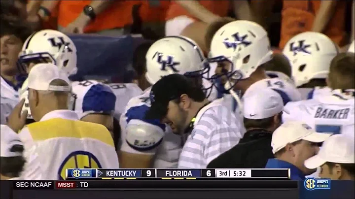 Garrett Johnson Causes Two Defenders to Miss and G...