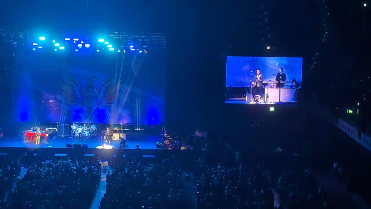 Journey live in Tokyo 2026.9.1Chain Reaction - YouTube