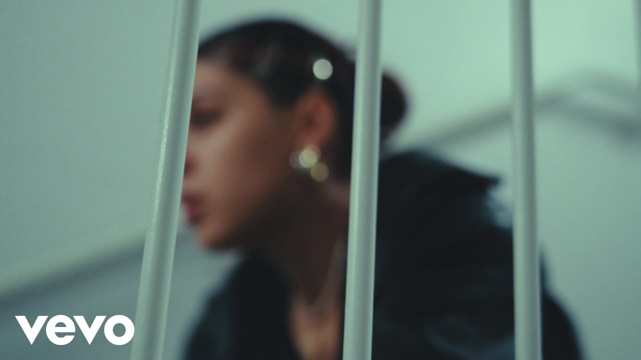 Ash Leone - You (feat. Cam Griff) [Official Visualizer]