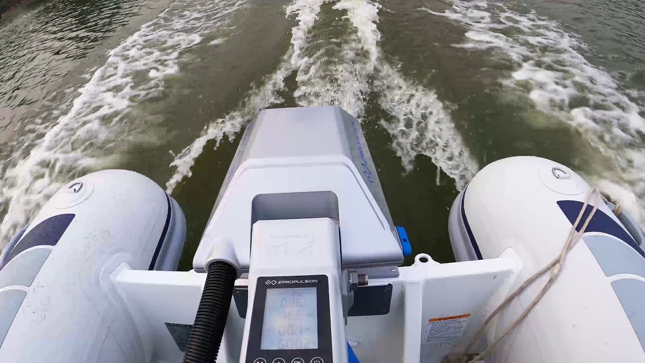 Noise-Free Boating Experience: ePropulsion Navy 6.0 Evo Electric Outboard Motor