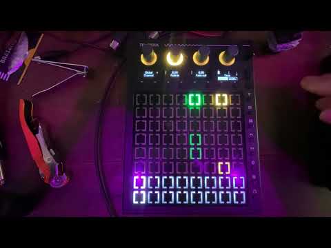 Tempera - Jazzy Random Scale Piano