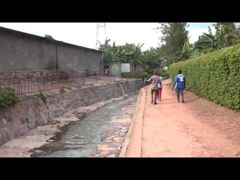 Gitega: Umunyeshuri arohamye