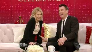 Kelly and Jerry O'Connell Practice Their Red Carpet Faces