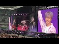 HALSEY MADE A SURPRISE TO ARMY AT BTS CONCERT IN PARIS !! 070619