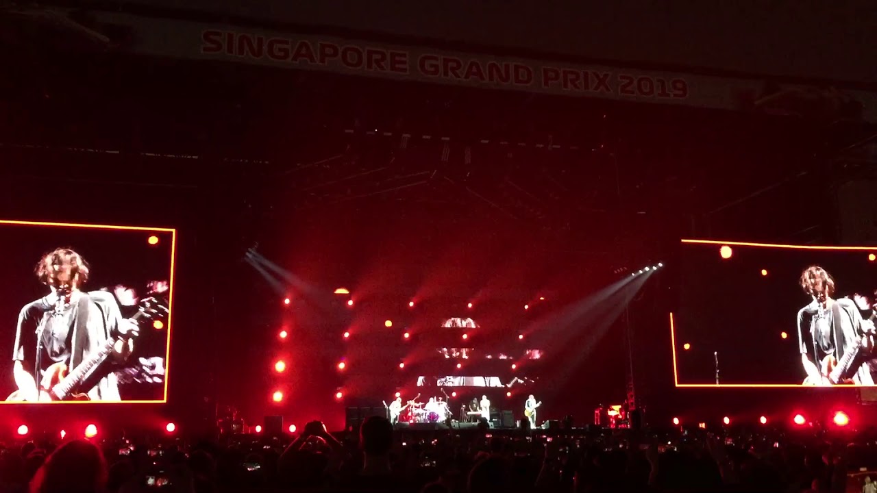 Red Hot Chili Peppers Californication (Live at Singapore Grand Prix