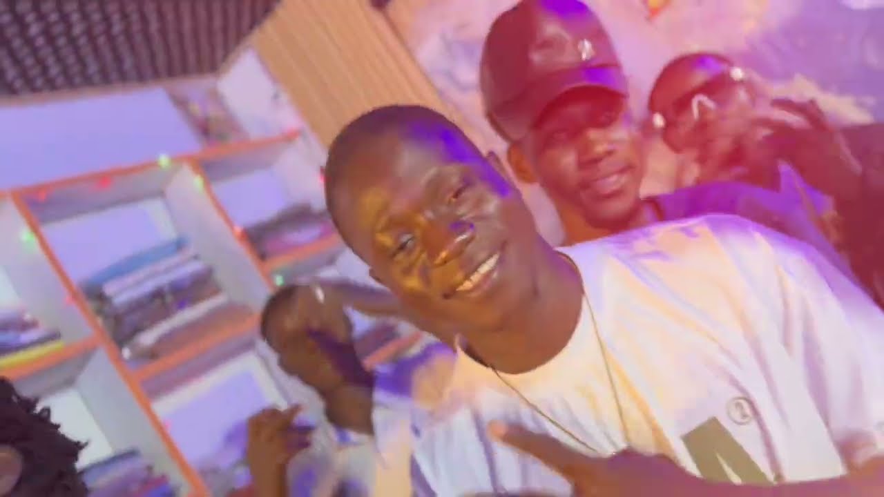 ELDI BOY Feat 2MIX_-_Espoir(clip officiel)