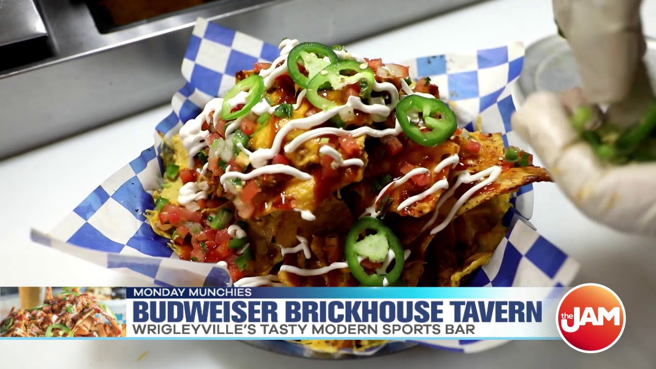 wrigleyville food Monday Munchies: Budweiser Brickhouse Tavern