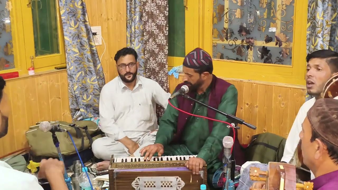 Yaaro Dompunam car kar nawe whath ..Hamed.marak..singer.  peer baba lass krale..Tergam.Ganastan..