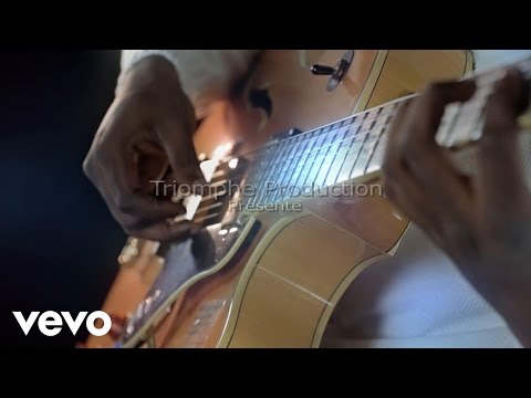 Bebi Philip - La Rue N'Est Pas Une Mère