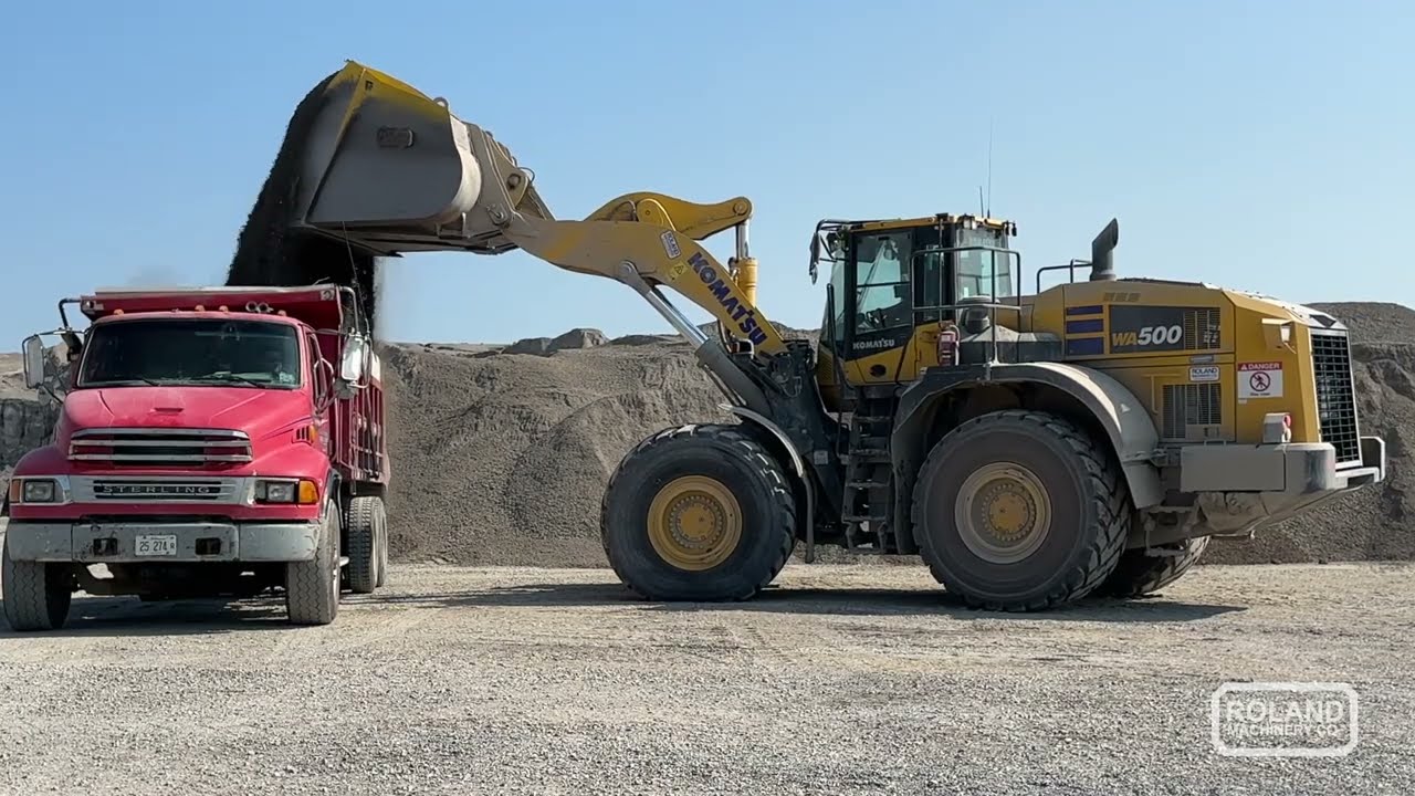 Komatsu Equipment from Roland are the Workhorses for Shakespeare Aggregates' Shawnee Stone Plants