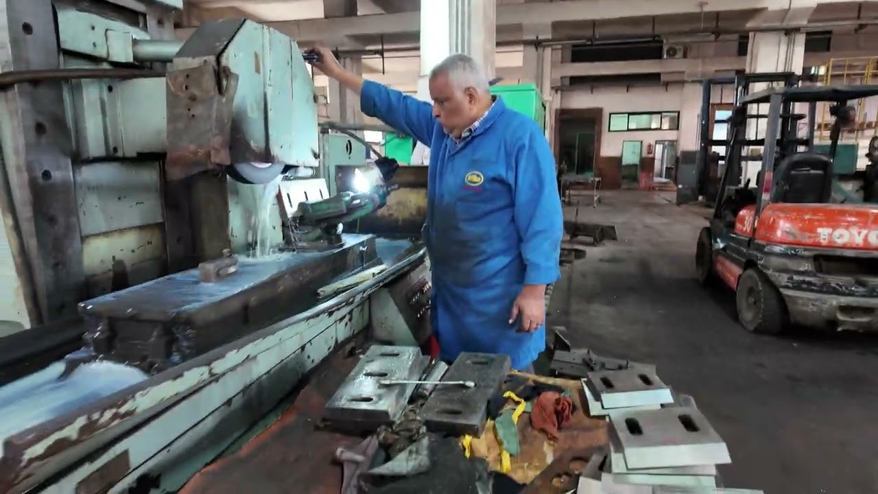 Shearing blade sharpening operation by our skilled veteran machinist 🛠️✅🇪🇬 
