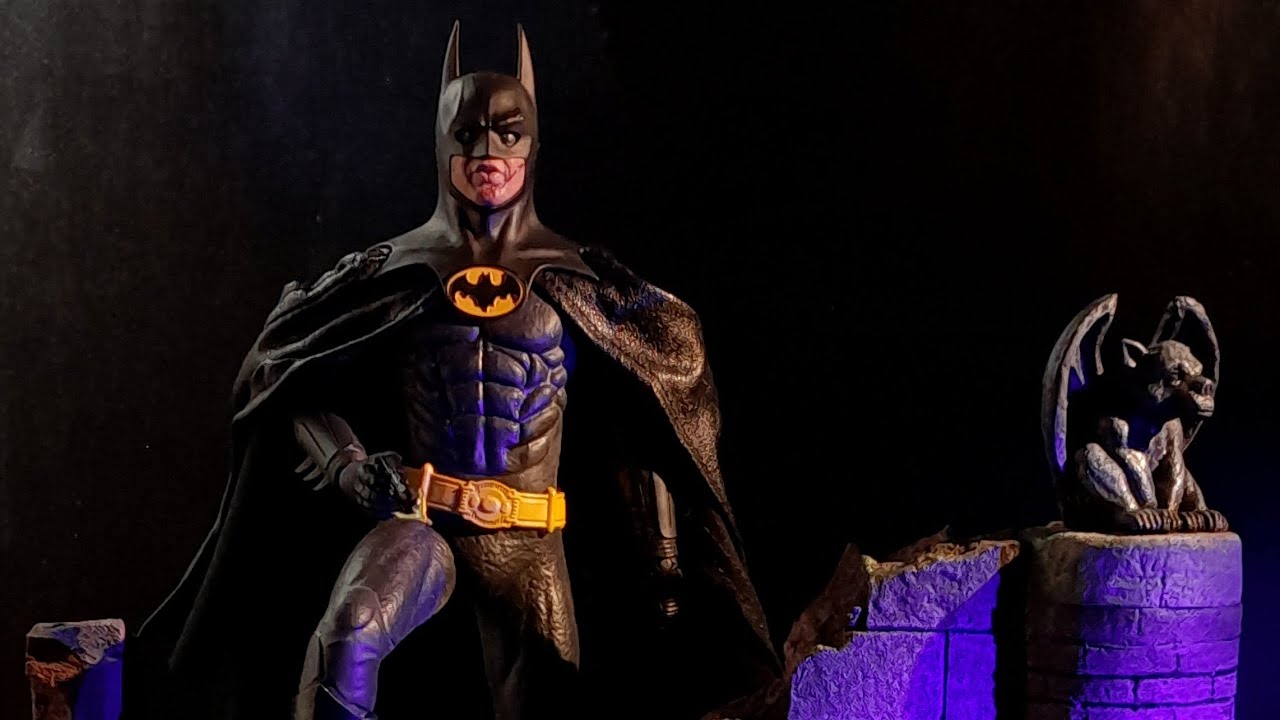 🇺🇸Batman89 The Cathedral #customdiorama #michaelkeaton #batman #mezcotoyz #hottoys  #batman89