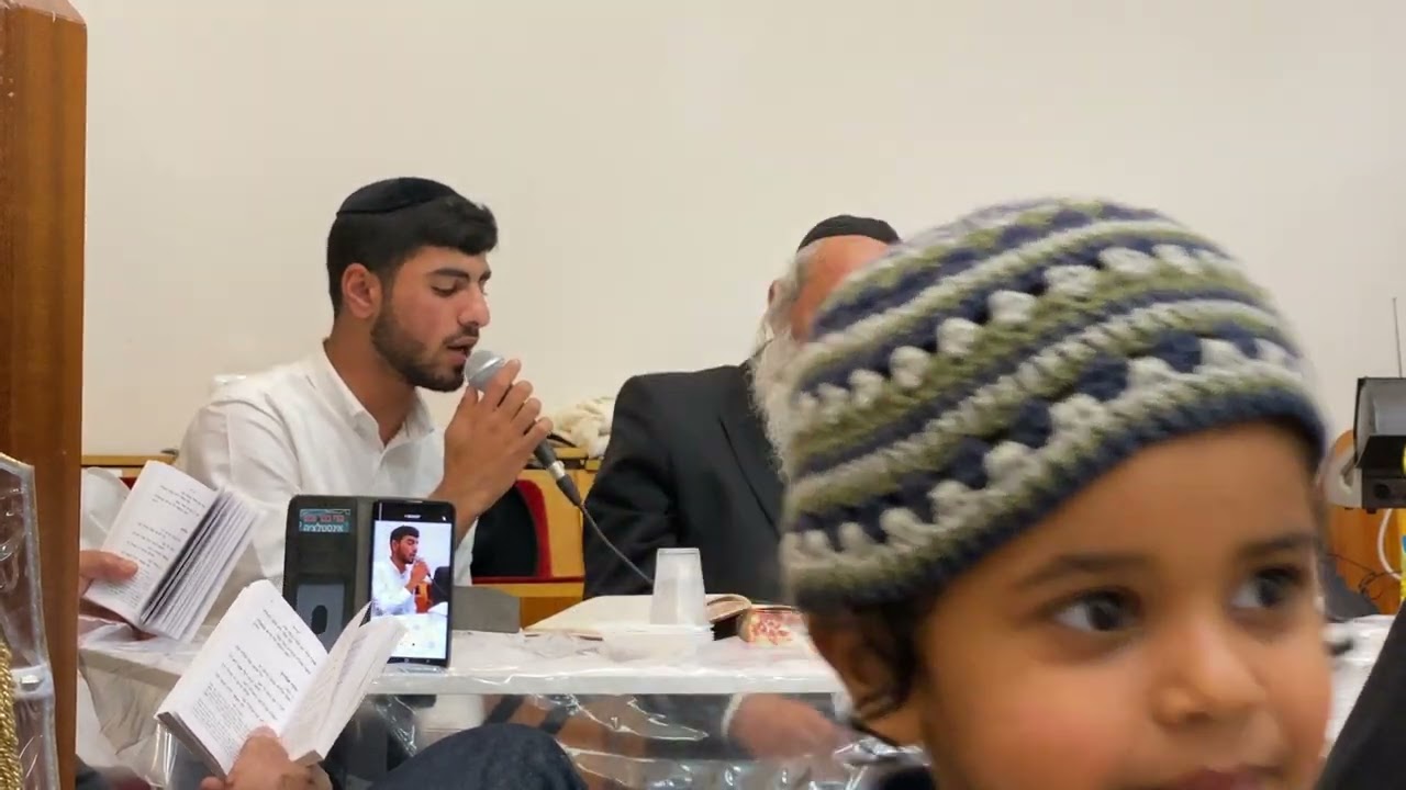 יושב בכסא הוד - הרב יעקב מועלם בבית כנסת דרכי אבות חריש בשירה תימנית