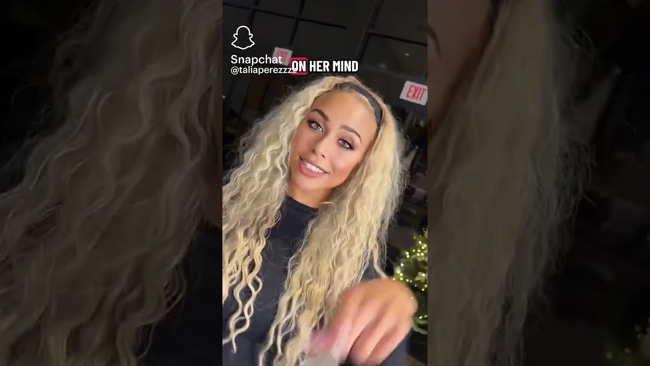 all the pretty girls walk like.......