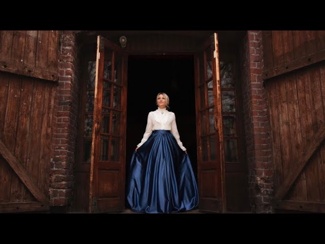 Tonton Грустно - Марина Кордис di YouTube