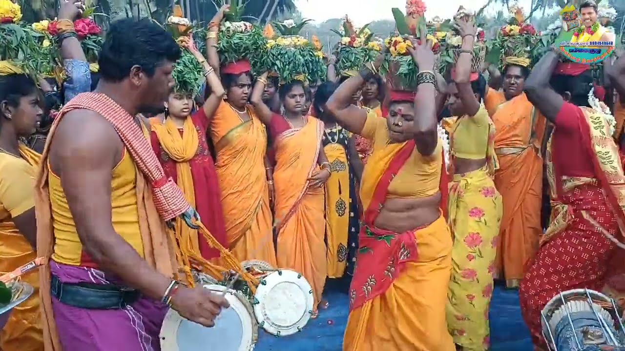 Pambai பால்குடம் எடுத்து வந்த பெண்கள் மீது அருள் ஆடி வந்த எல்லைப்பிடாரி அம்மன் பம்பை பாடல்