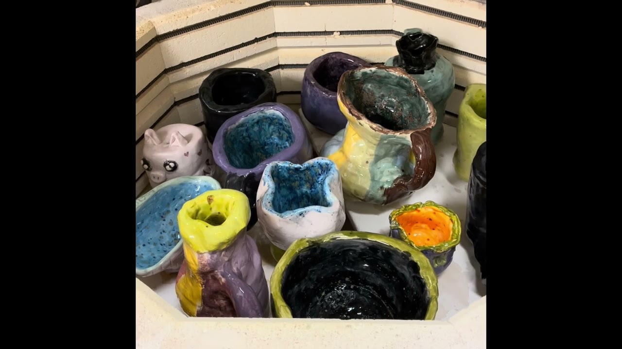 Ceramic containers in and out