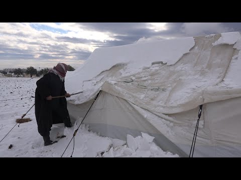 مخيمات اعزاز تستغيث بعد تضررها الشديد من العواصف