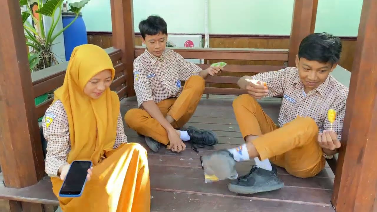 Pembelajaran Anti Korupsi Sejak Dini - SMPN 1 Plosoklaten Kab. Kediri