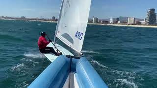 Back Leg Extended Over Foot-Strap Before Tracking Turn In Breeze