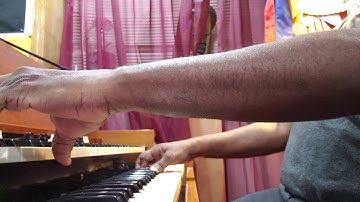 Testing the Sound of The Rebuilt Leslie 122 Amplifier From New York