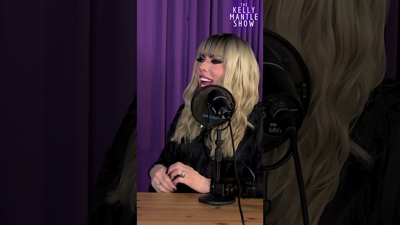 Happy As Clam! I The Kelly Mantle Show