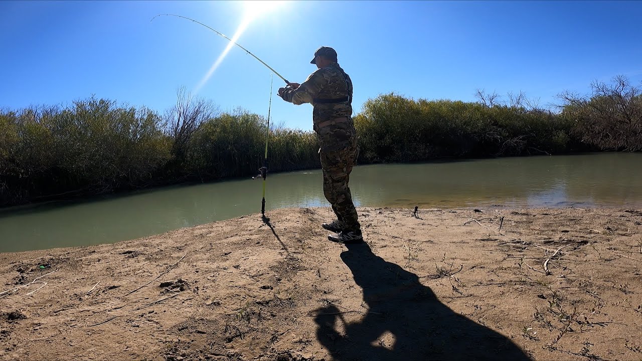 САЗАН ОДИН ЗА ОДНИМ! РЫБАЛКА НА РЕКЕ С  НОЧЁВКОЙ! Супер отдых!